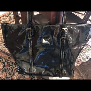 Dooney and Bourke leisure shopper